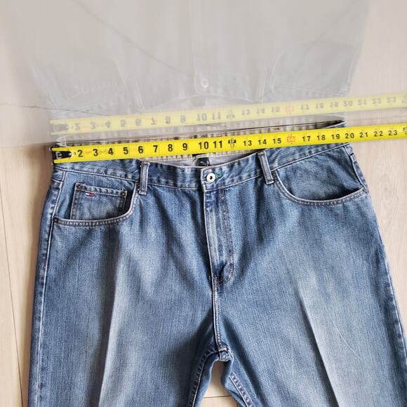 Tommy Hilfiger Jeans Mens 40 Classic Straight Bootcut American Embroidered 40x32 - Picture 3 of 10